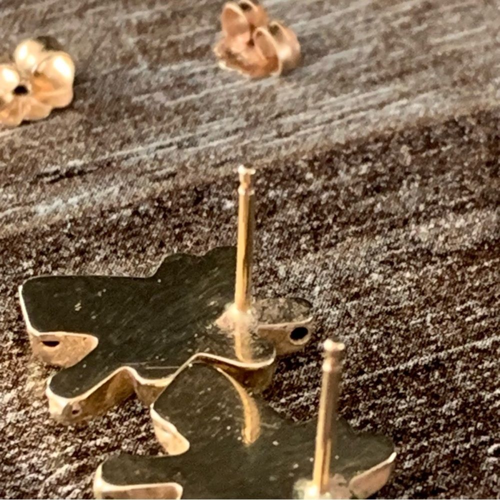 14k Yellow Gold Stud Earrings Sculptural Pierced Abstract Textured Earrings 1.4g - Picture 8 of 11